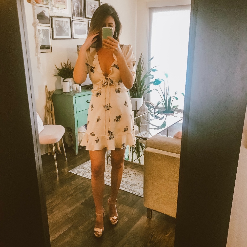 ✨SALE ASTR Billie Dress